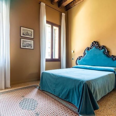 Ca Regina Panada - Passion On The Canal Venice Exterior photo